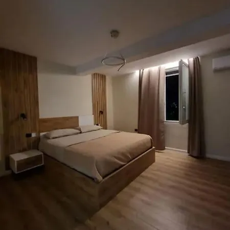 Peace And Luxury In Center, New Bazaar 2 Апартаменты Тирана